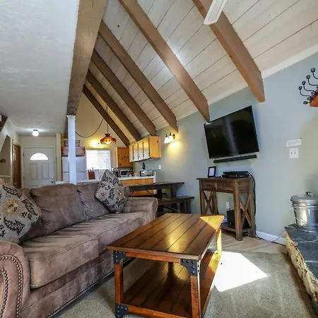 Mammoth View Villas 21